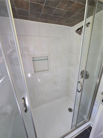 325 Outlook, Brentwood, PA 15227