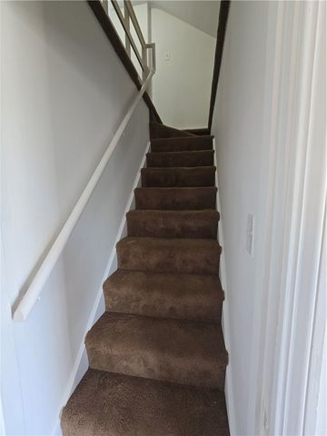 325 Outlook, Brentwood, PA 15227