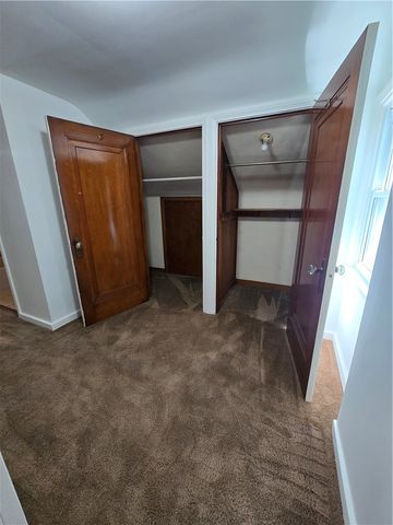 325 Outlook, Brentwood, PA 15227