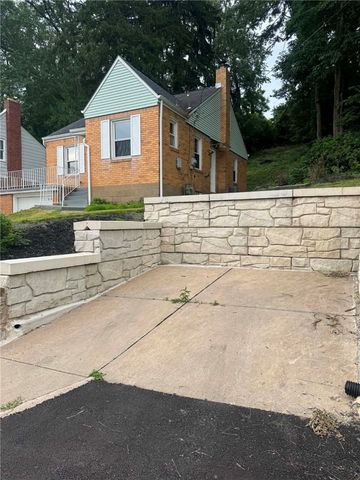 325 Outlook, Brentwood, PA 15227