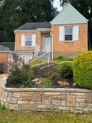 325 Outlook, Brentwood, PA 15227