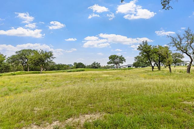 2009 Club House Rd # 10, Kerrville, TX 78028