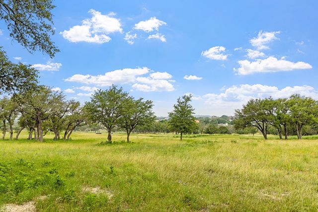 2009 Club House Rd # 10, Kerrville, TX 78028