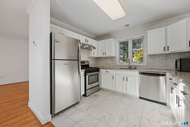 2 Village Court 2, Wilton, CT 06897