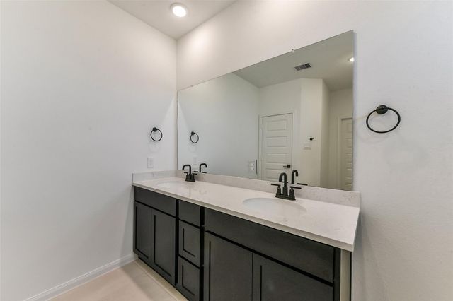 4221 Red Cedar Ring Lane, Pinehurst, TX 77362