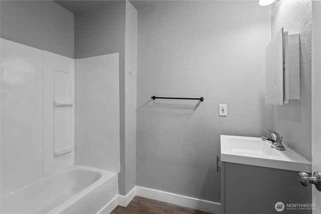 615 Martin Luther King Jr Way, Tacoma, WA 98405