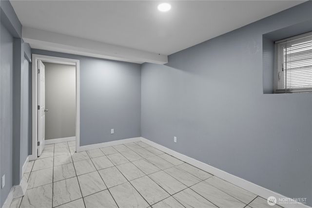 615 Martin Luther King Jr Way, Tacoma, WA 98405