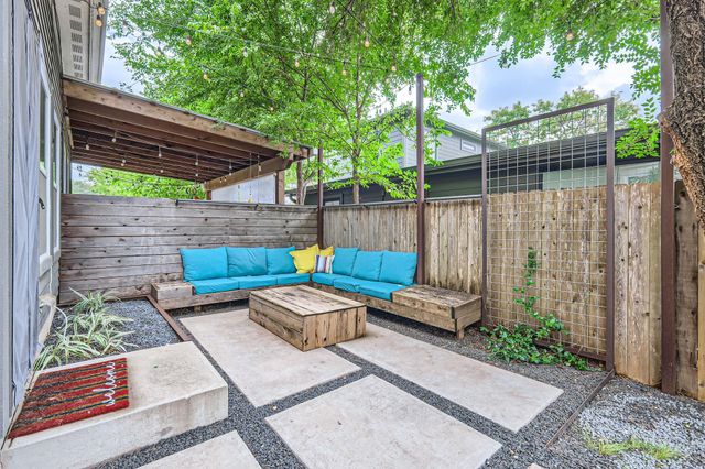 1000 Taulbee LN A, Austin, TX 78757