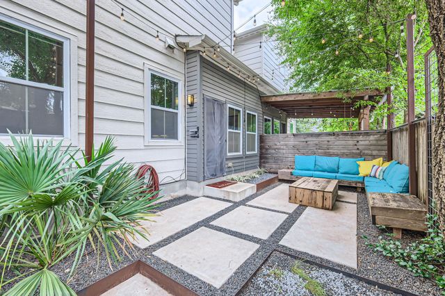 1000 Taulbee LN A, Austin, TX 78757