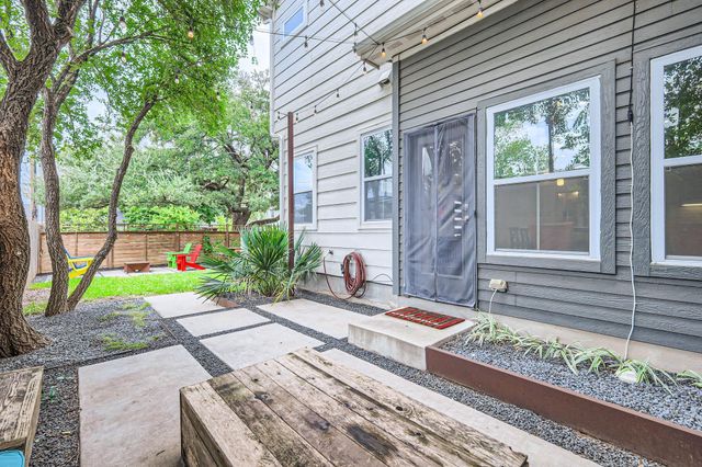 1000 Taulbee LN A, Austin, TX 78757