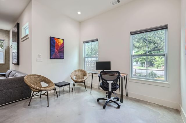 1000 Taulbee LN A, Austin, TX 78757