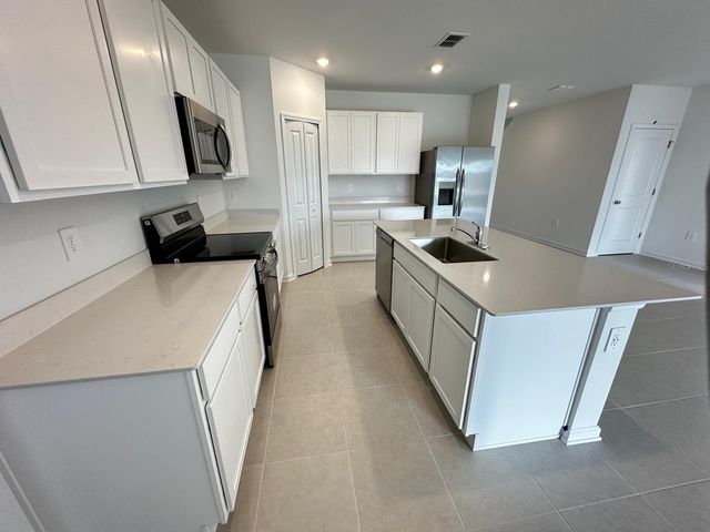 3358 ALEXANDER DRIVE, Lake Wales, FL 33853