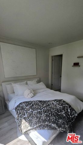 1014 S Stanley Avenue, Los Angeles, CA 90019