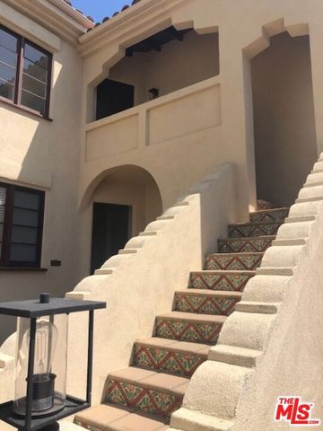 1014 S Stanley Avenue, Los Angeles, CA 90019