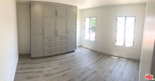 1014 S Stanley Avenue, Los Angeles, CA 90019