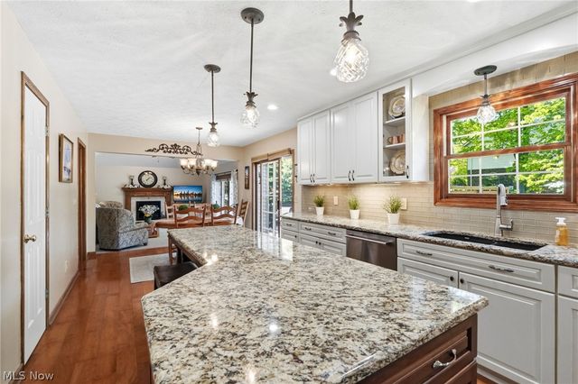 9936 Tamarack Trail, Brecksville, OH 44141