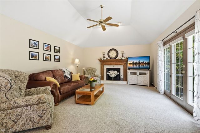 9936 Tamarack Trail, Brecksville, OH 44141