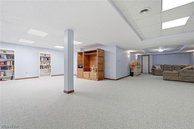 9936 Tamarack Trail, Brecksville, OH 44141