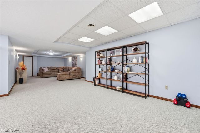 9936 Tamarack Trail, Brecksville, OH 44141