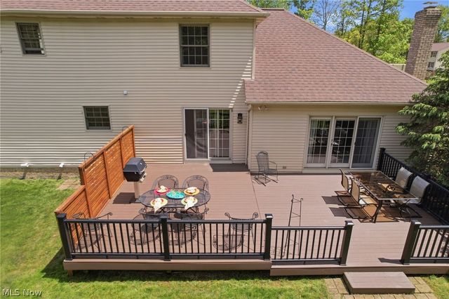 9936 Tamarack Trail, Brecksville, OH 44141