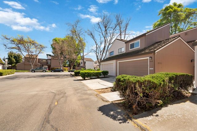 2410 S Park Lane, Santa Clara, CA 95051