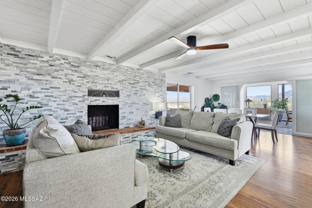 1240 W Placita Quieta, Green Valley, AZ 85622