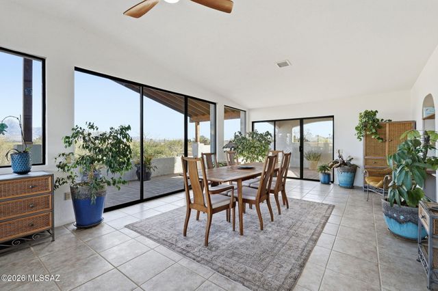 1240 W Placita Quieta, Green Valley, AZ 85622