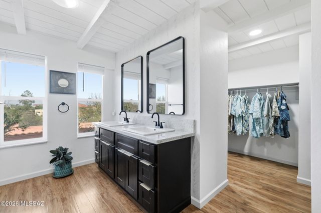 1240 W Placita Quieta, Green Valley, AZ 85622