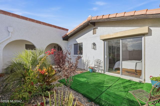 1240 W Placita Quieta, Green Valley, AZ 85622