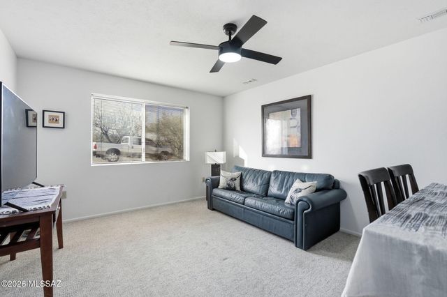 1240 W Placita Quieta, Green Valley, AZ 85622