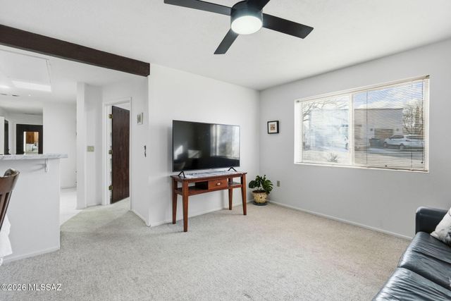 1240 W Placita Quieta, Green Valley, AZ 85622