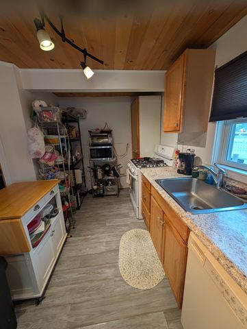 12 Kentville Terrace, Hampton, NH 03842