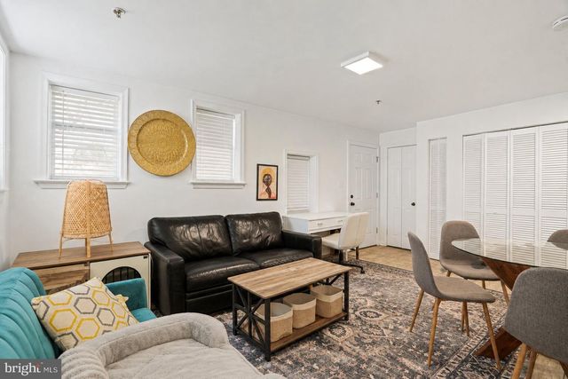 623 5TH ST NE, Washington, DC 20002