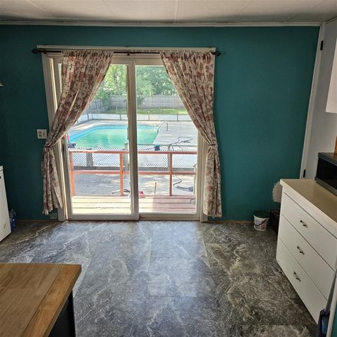 516 E Exchange Street, Spring Lake, MI 49456