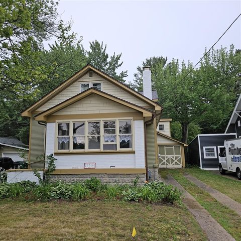516 E Exchange Street, Spring Lake, MI 49456