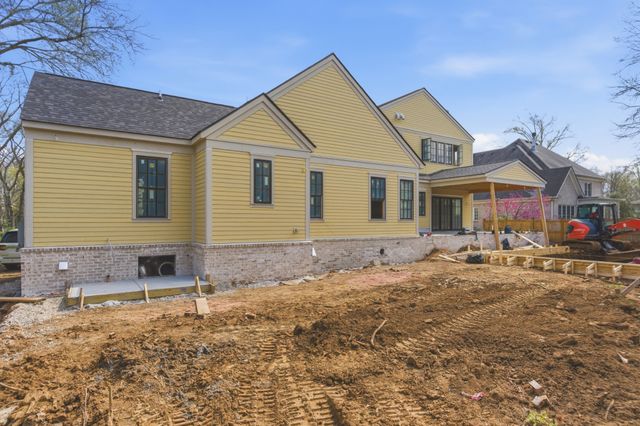 215 Page Rd, Nashville, TN 37205