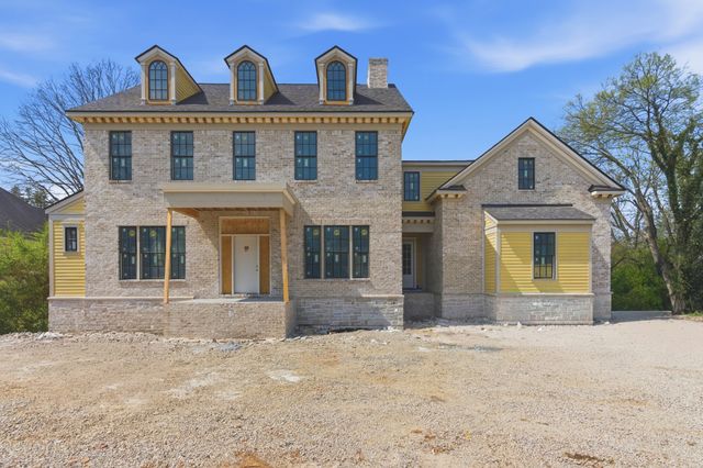 215 Page Rd, Nashville, TN 37205