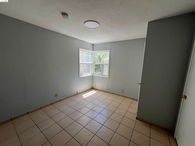 6293 VALLEJO ST, Emeryville, CA 94608
