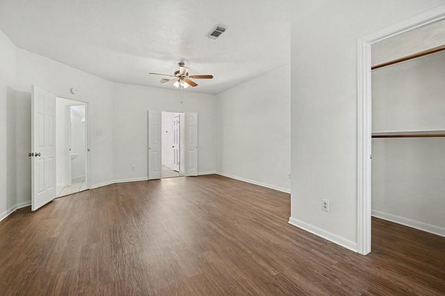 2304 Evergreen Drive, Pearland, TX 77581