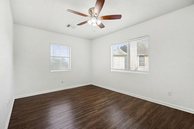 2304 Evergreen Drive, Pearland, TX 77581