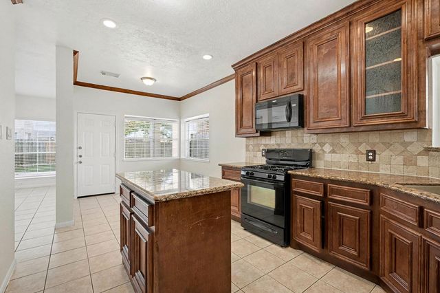 2304 Evergreen Drive, Pearland, TX 77581