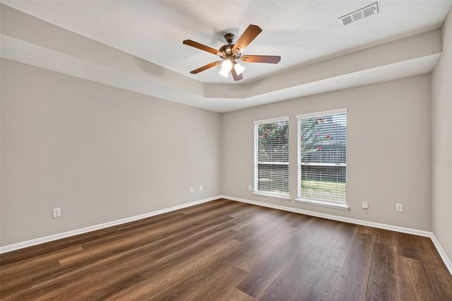 2902 Burgess Hill Court, Pearland, TX 77584