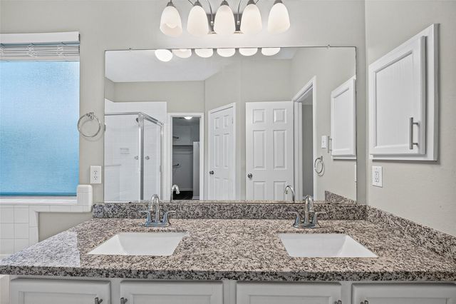 2902 Burgess Hill Court, Pearland, TX 77584