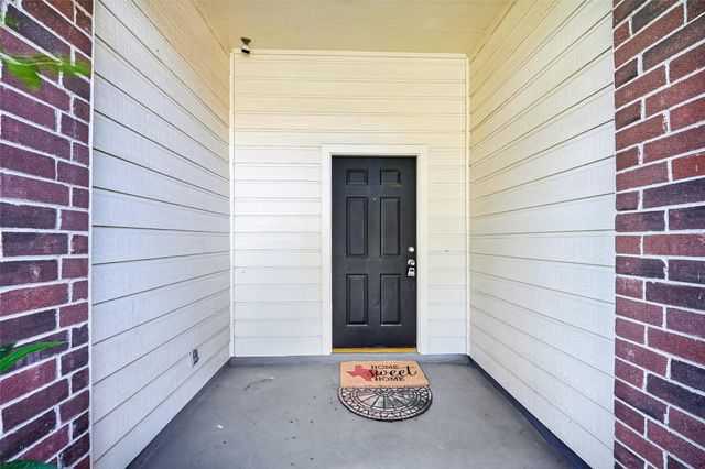 2902 Burgess Hill Court, Pearland, TX 77584