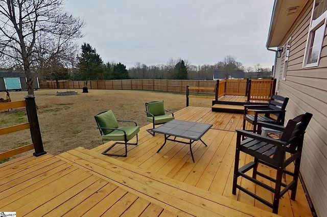 1013 Pearson Road, Woodruff, SC 29388