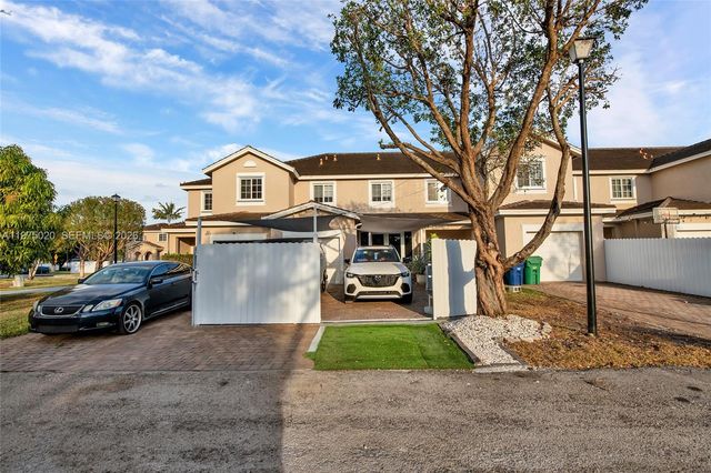 27546 SW 142nd Ave, Homestead, FL 33032