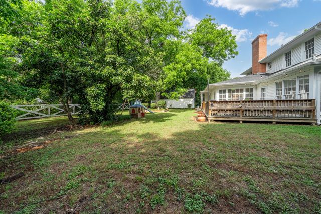 1110 E Park Drive, Hillsboro, TX 76645