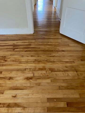 1060 Pleasant Street 3, Worcester, MA 01602