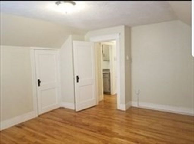 1060 Pleasant Street 3, Worcester, MA 01602