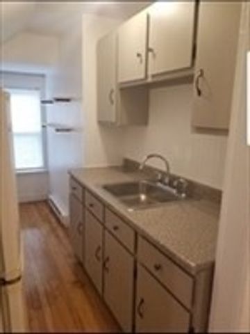 1060 Pleasant Street 3, Worcester, MA 01602